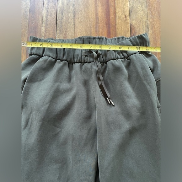Lululemon On The Fly Jogger - Picture 7 of 16